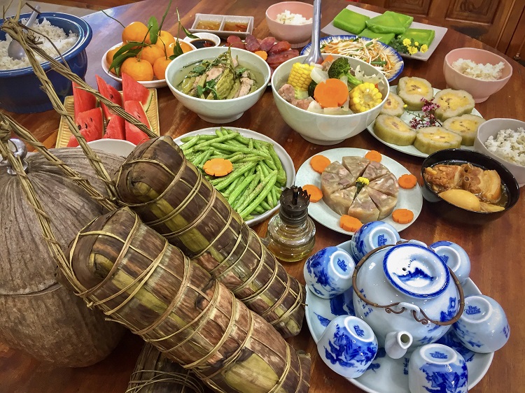 Mâm cơn ngày Tết ở Miền Tây