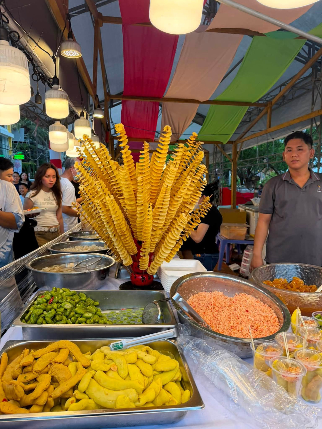le-hoi-huong-sac-tay-do