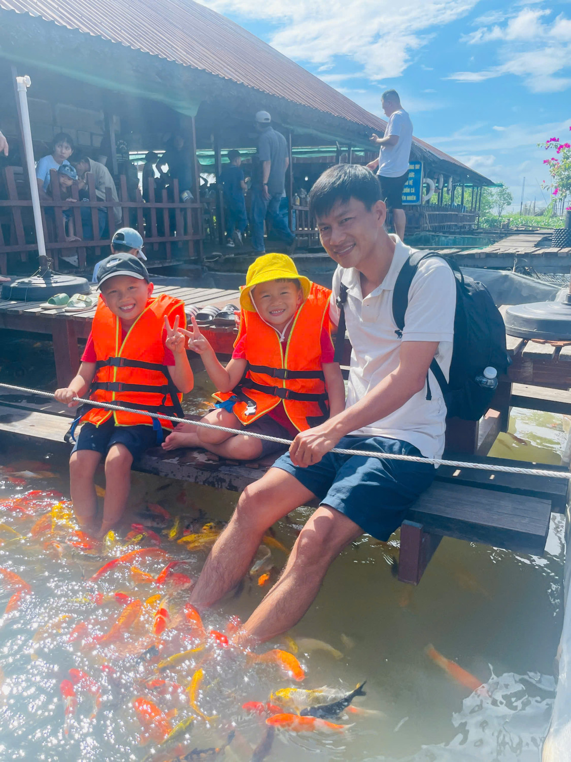 trang-bi-ao-phaob-tre-em